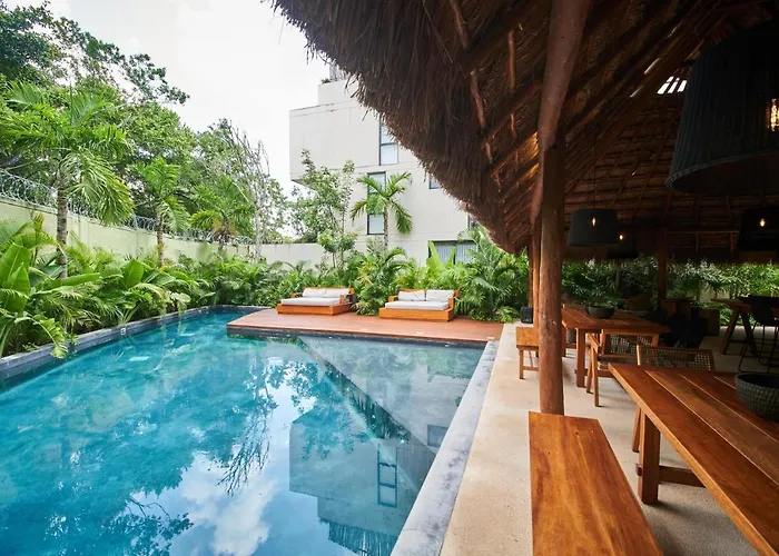 Apartment Odyssey - Private Plunge Pool & Club Access *