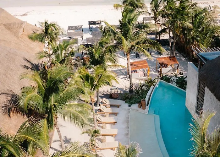 Apartment Odyssey - Private Plunge Pool & Club Access *